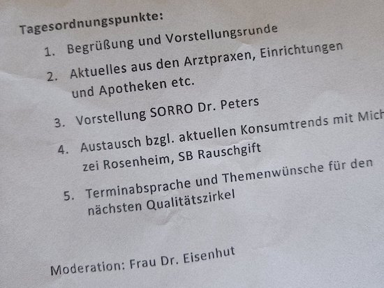 Einladung zum 2. Qualitätszirkel Substitution am 14.10.2026 um 19:00 Uhr in der Fachambulanz für Suchterkrankungen. Die Tagesordnung beinhaltet Begrüßung, Aktualitäten aus Praxen, Vorstellung von SORRO Dr. Peters, Austausch zu Konsumtrends und Terminabsprachen. Moderation: Frau Dr. Elsenhut.